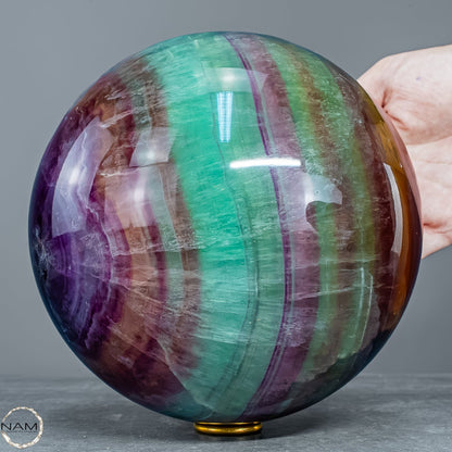 Regenbogen Fluorit – Elegante Naturkugel 5829,66g