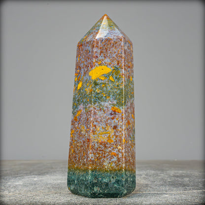 Natürlicher Ocean Jasper Kristall-Obelisk - 518,17g