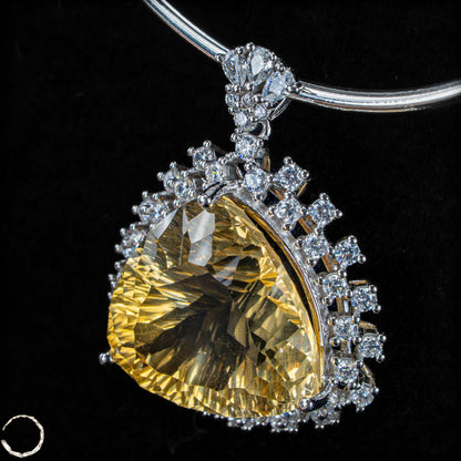 Citrin Anhänger aus 925er Silber Strahlende Eleganz - 7,81g 39,05ct