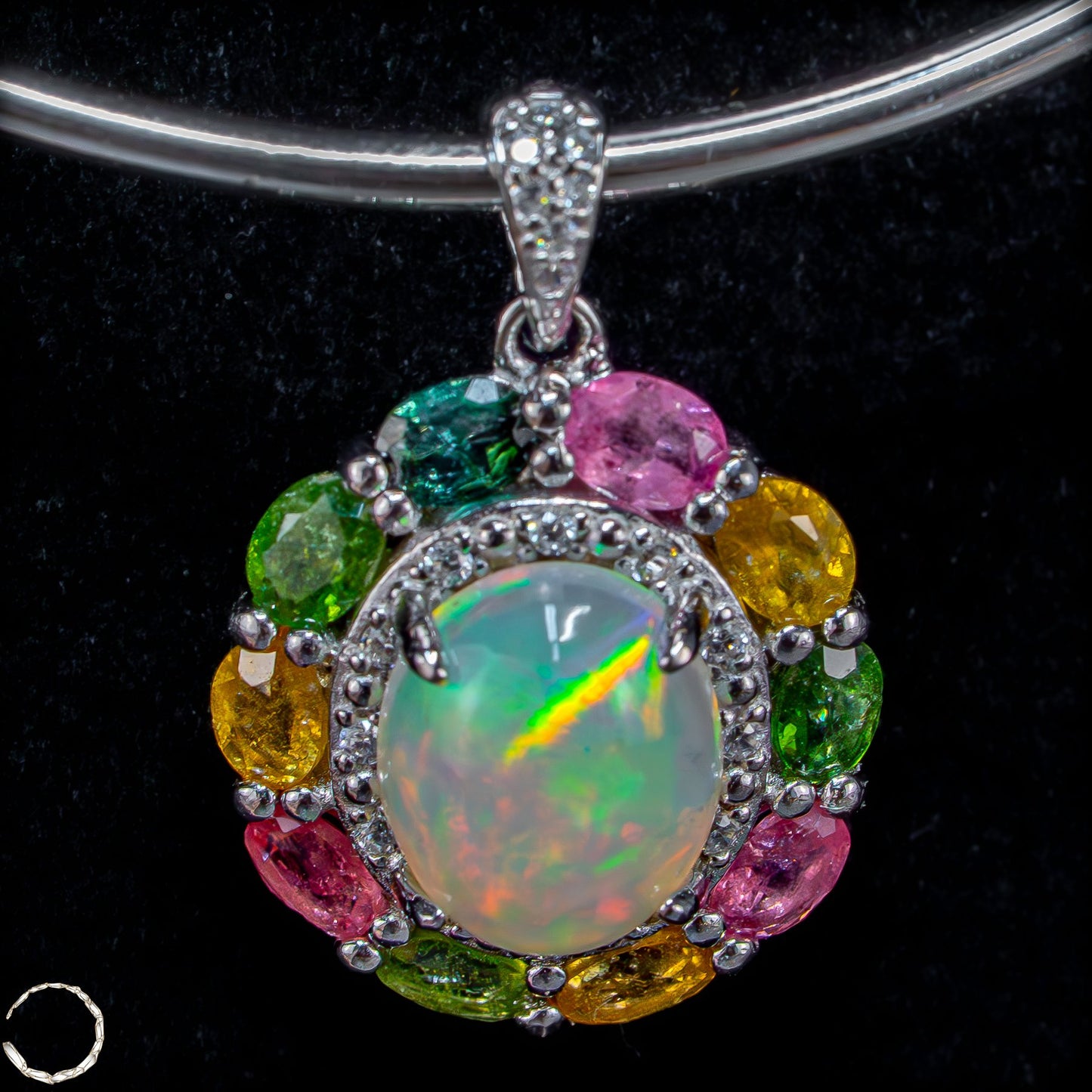 Welo Opal & Turmalin Anhänger – Farbenpracht in vollendeter Harmonie 3,47g 17,35ct