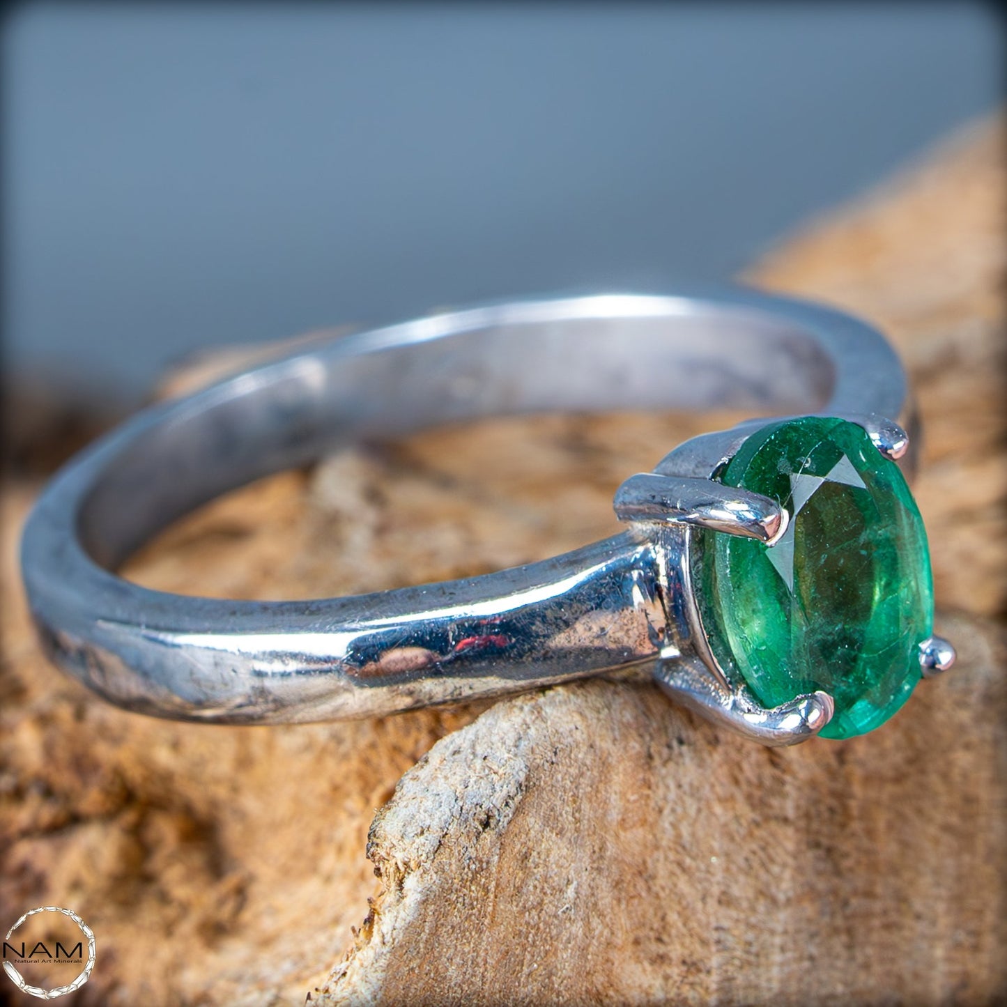 Eleganter Smaragd Ring aus 925er Silber - 2,55g 12,75ct