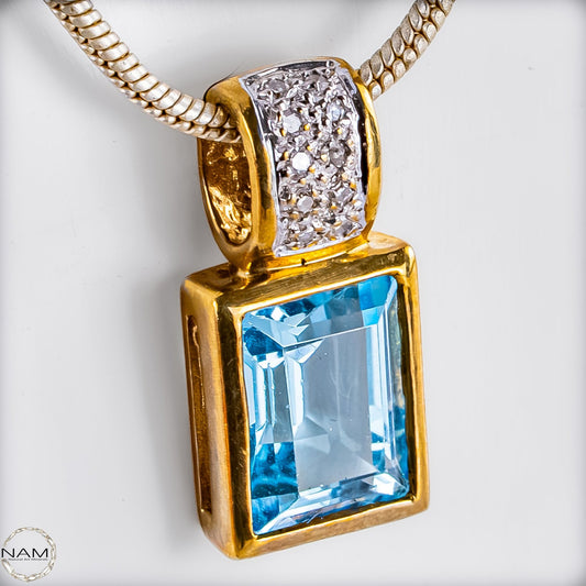 Aquamarin-Anhänger in 333er Gold 1,59g - 7,95ct