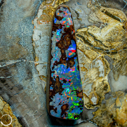 Natürlicher AAA+ Boulder Opal aus Australien Edelsteinqualität - 14,846g