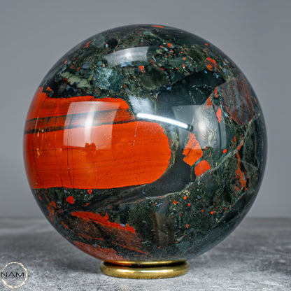 Natürliche Drachenblut-Jaspis Kugel aus Afrika -1799,31g