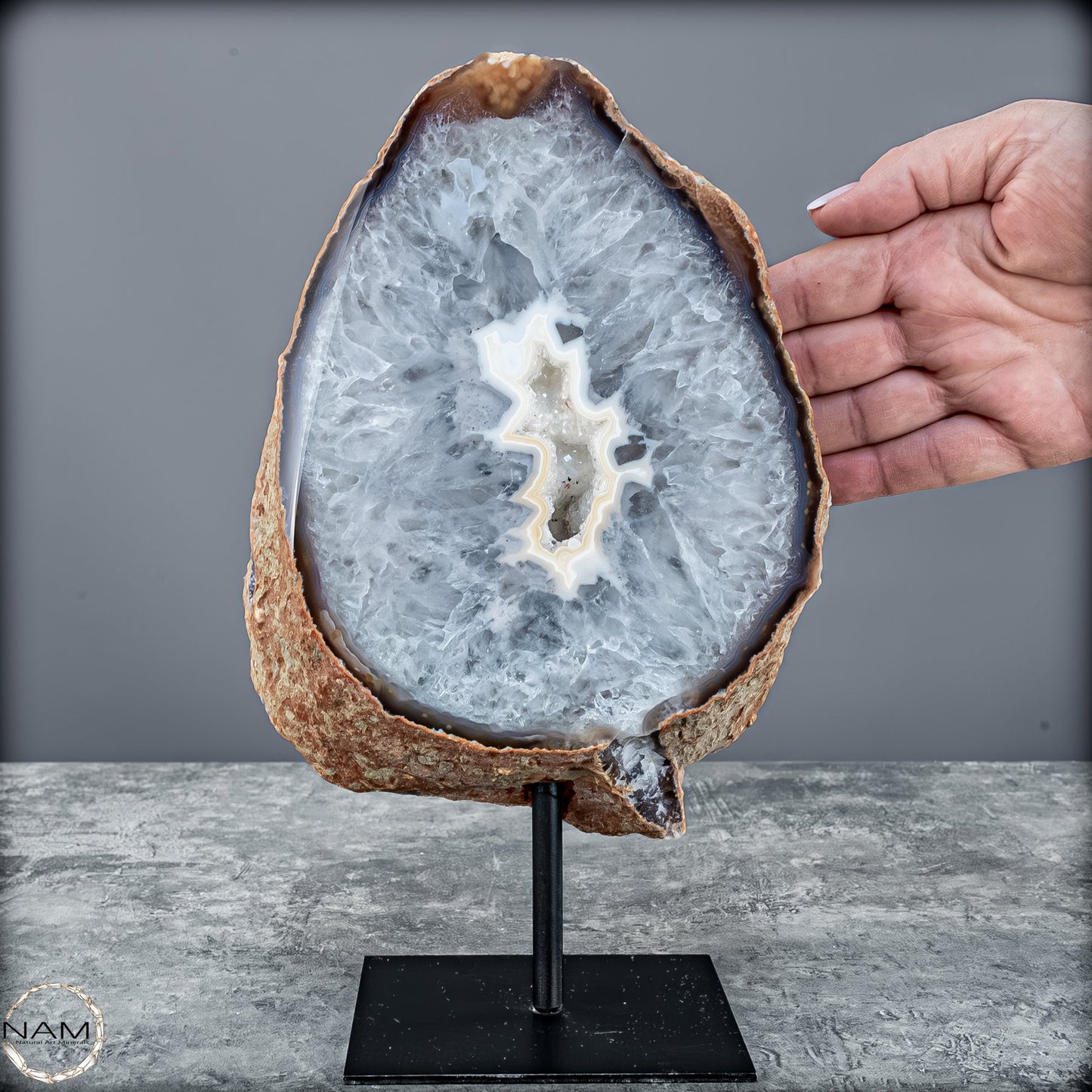 Natürliche Achat Druse auf Ständer, Brasilien - 3875,31g