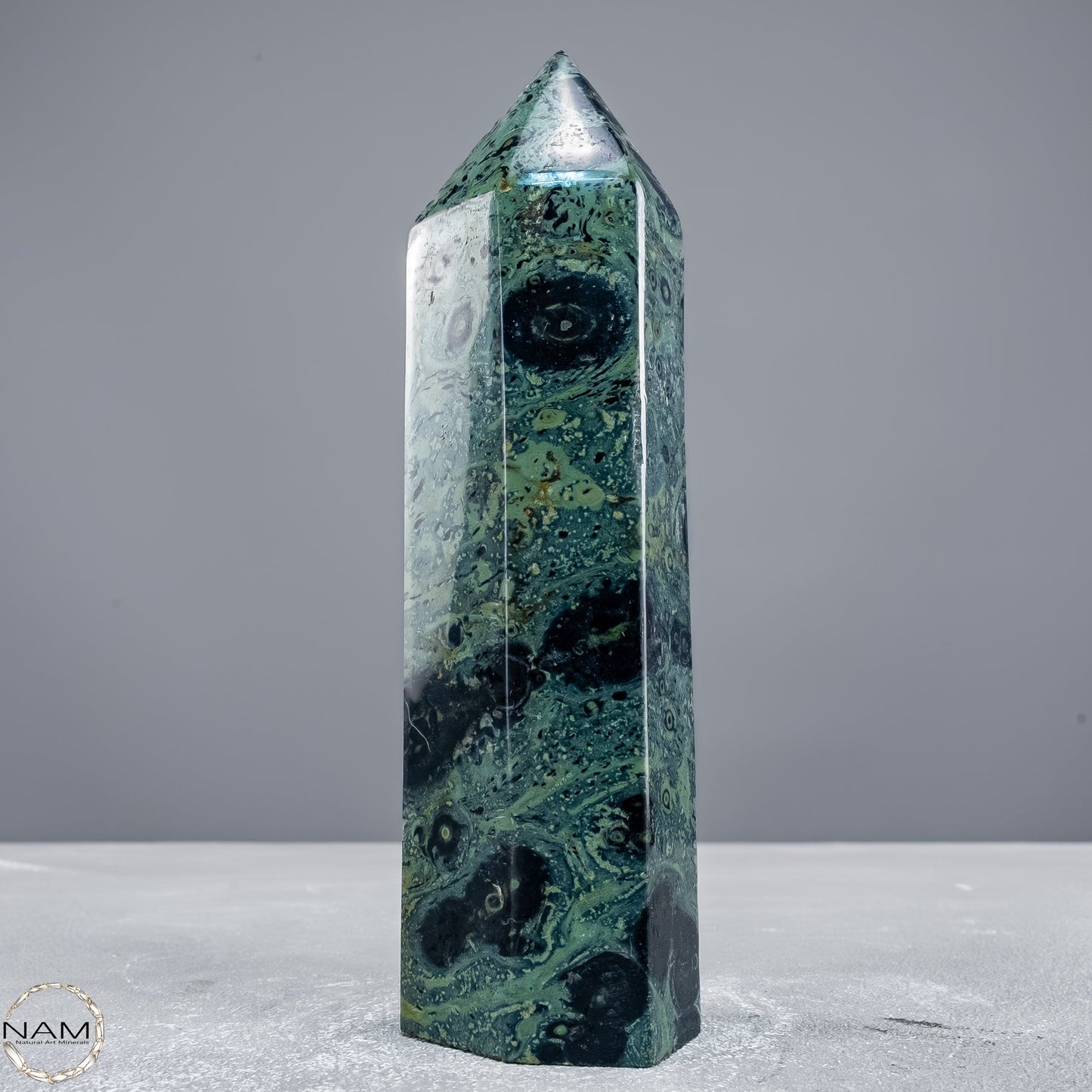 Natürlicher  Kambaba-Jaspis Obelisk - 605,46g