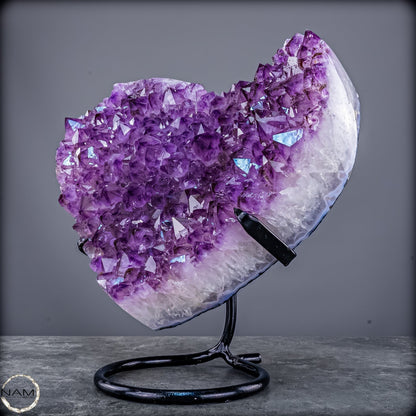 Natürlicher Amethyst-Herz Druse auf Ständer –7558,16g