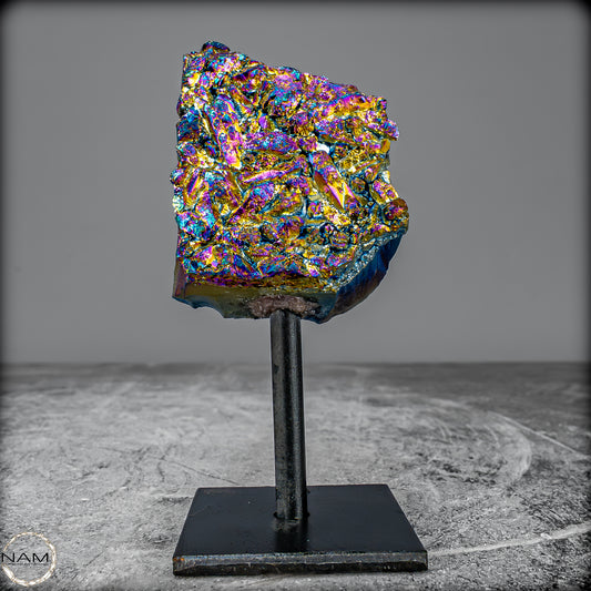 Kristall-Aura-Amethyst auf Ständer – 197,15 g