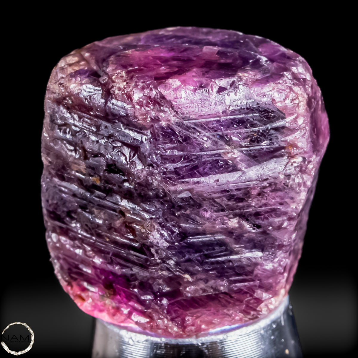 Seltener Padparadscha Farbener Saphirekristall aus Tansania - 8,21g -41,05ct