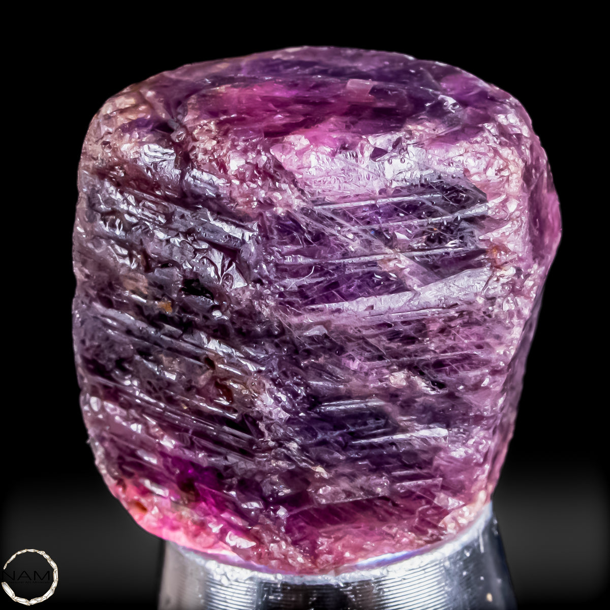 Seltener Padparadscha Farbener Saphirekristall aus Tansania - 8,21g -41,05ct