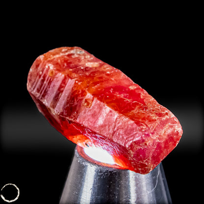 Natürlicher Rubinkristall aus Myanmar, Unbehandelt -2,88g -14,4ct