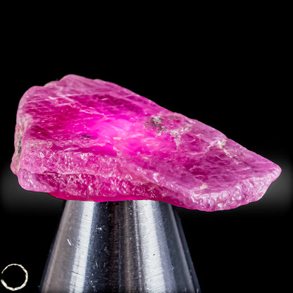 Seltener Padparadscha Farbener Saphirekristall aus Tansania - 4,31g -21,55ct