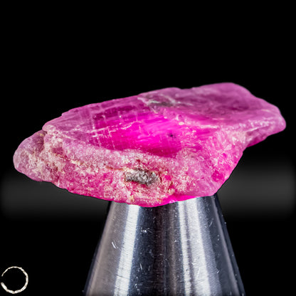 Seltener Padparadscha Farbener Saphirekristall aus Tansania - 4,31g -21,55ct