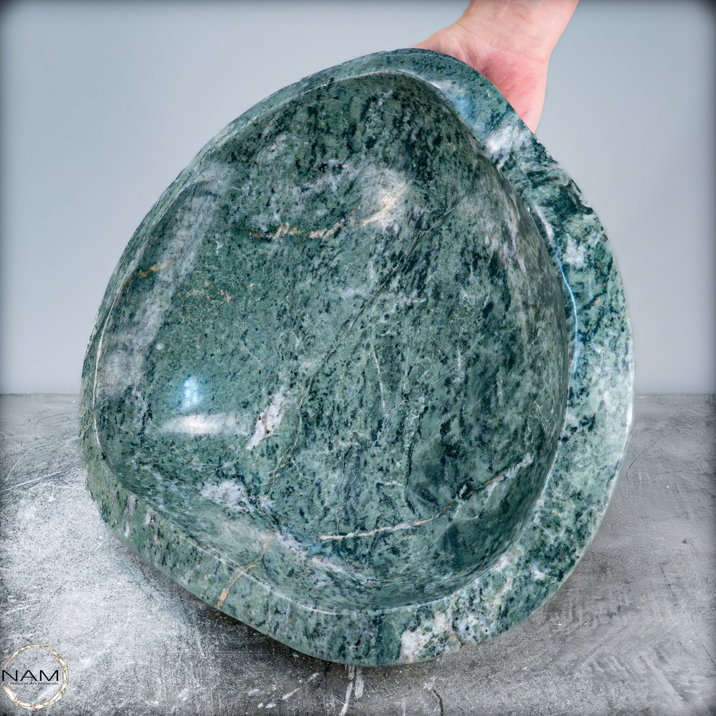 Monumentale Jade-Nephrit-Schale – 25 kg -25901,99g