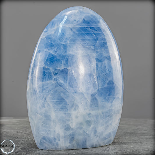 Natürliche Blaue Calcit-Kristall Freiform - 821,37g
