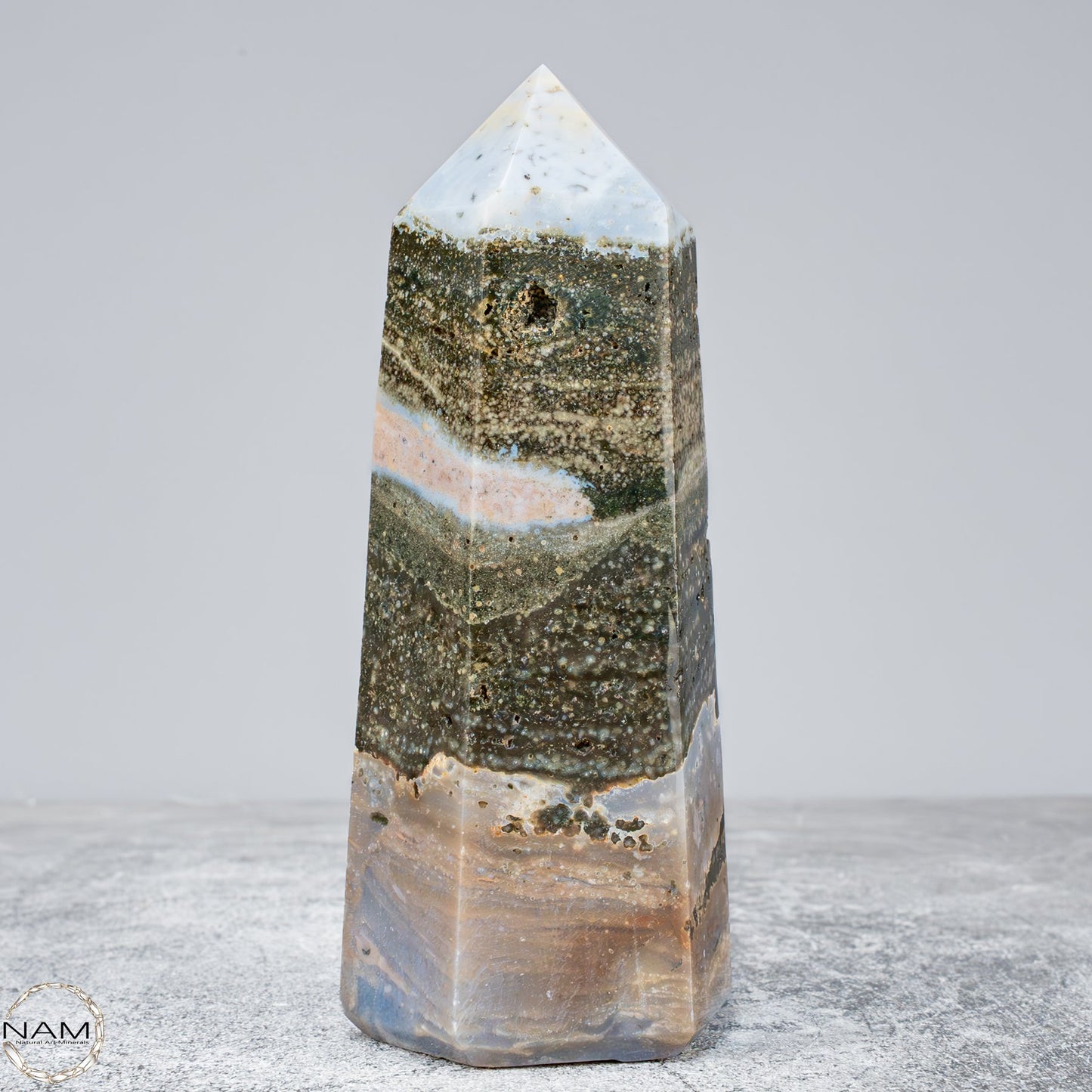 Natürlicher Ocean Jasper Kristall-Obelisk - 563,37g