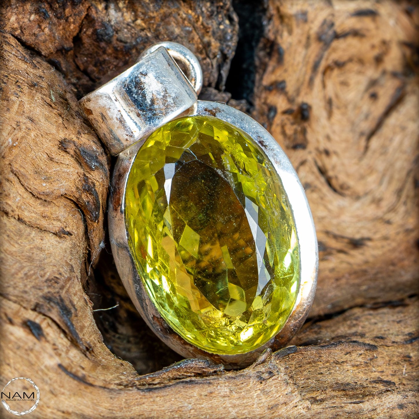 Citrin Anhänger aus 925er Silber Strahlende Eleganz -9,71g 48,55ct