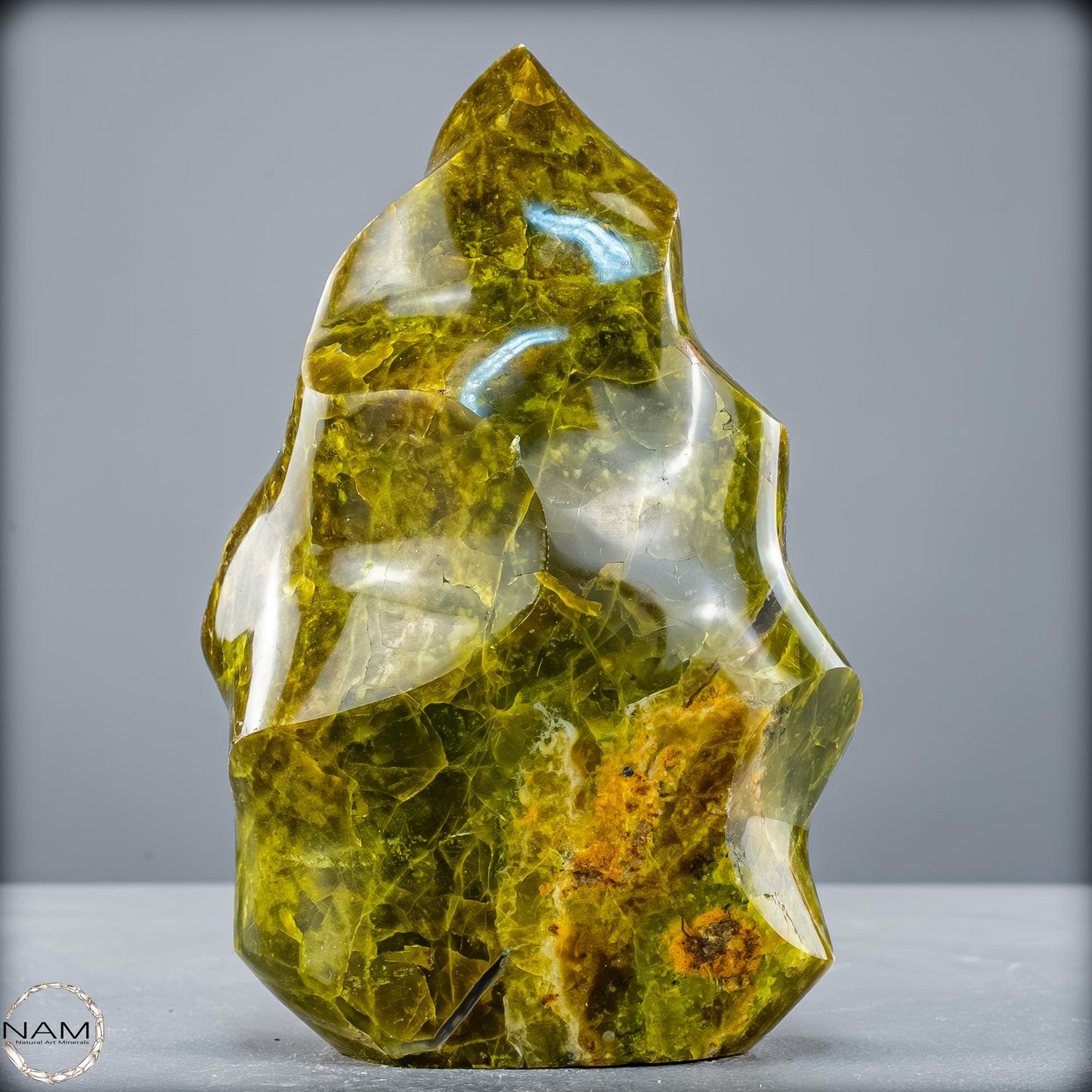 Natürliche Grüner Opal-Kristall Flamme - 894,74g