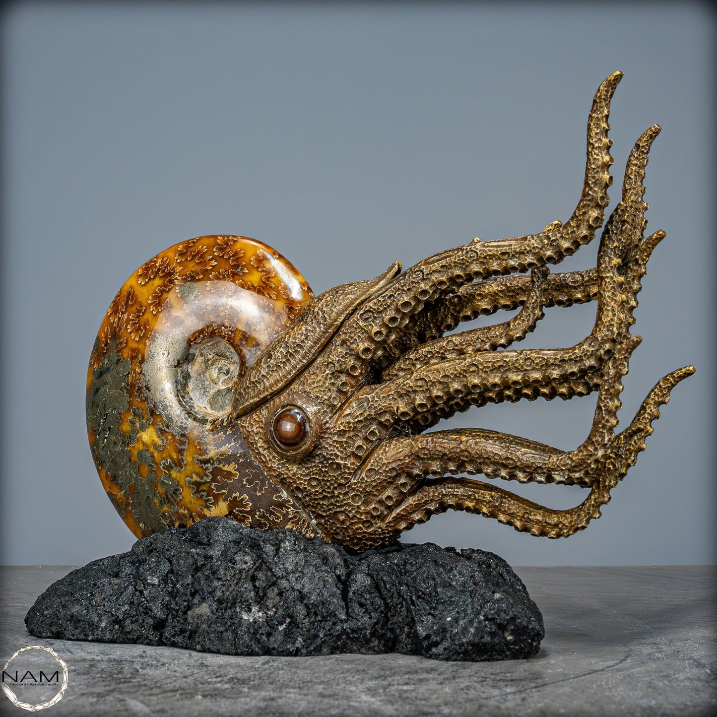 Natürlicher Ammonite verbunden mit Meisterhafter Kunst -1240,38g