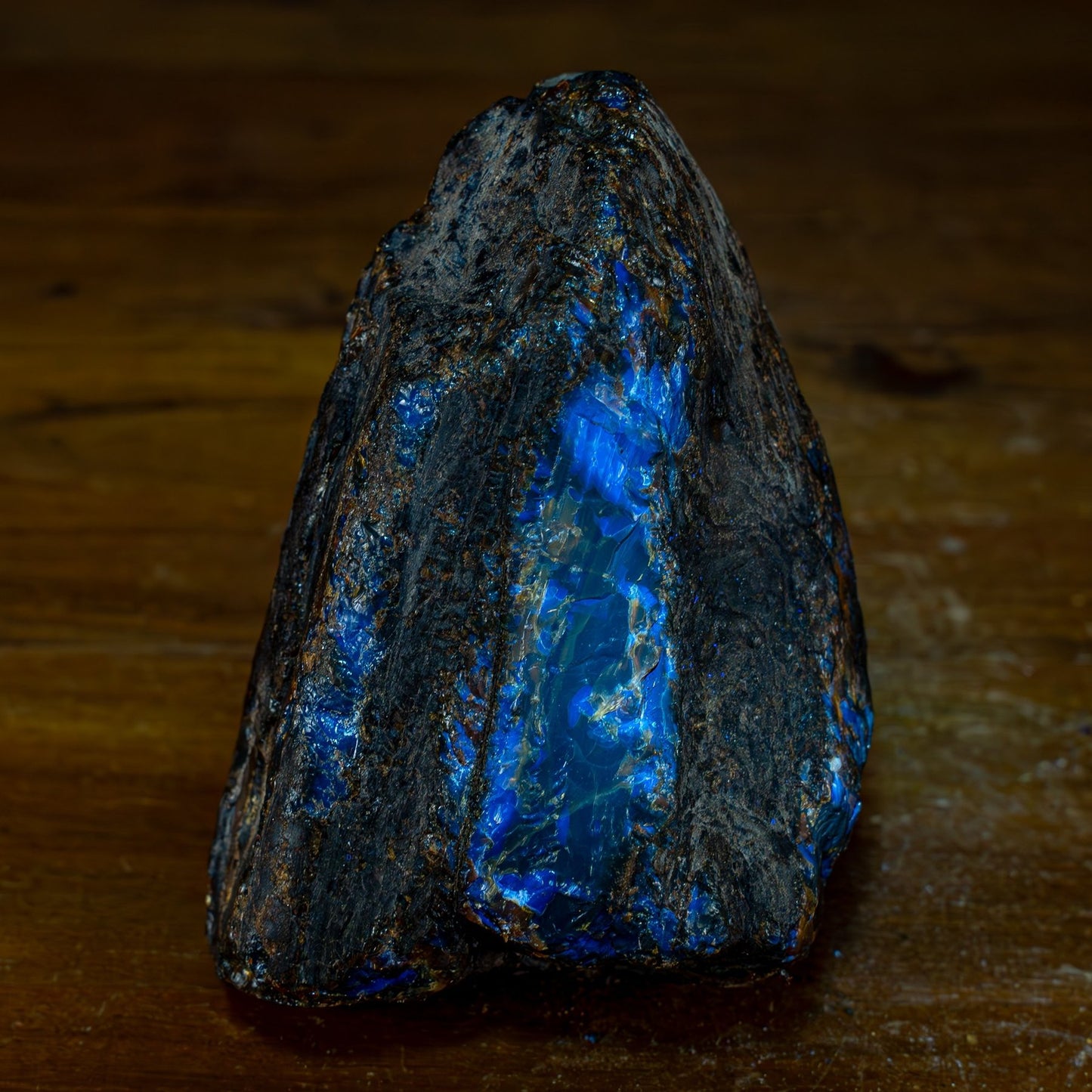 Naturlicher Blau-Roter Bernstein aus Indonesien - 370,58g