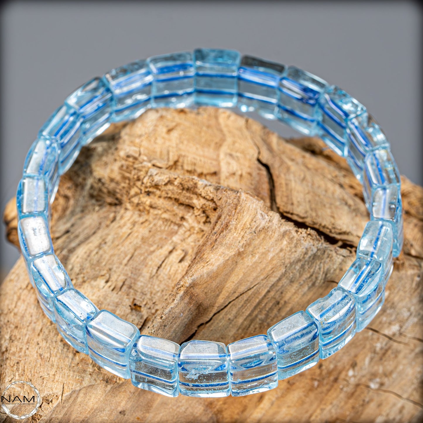 Eleganz in Blau – Aquamarin-Armband Afghanistan -27,67g 138,35ct