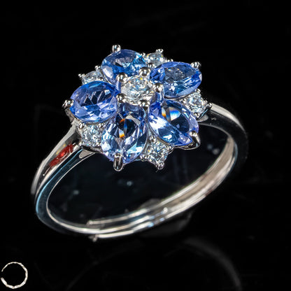Strahlende Eleganz – Exklusiver Saphir-Ring aus 925er Silber - 2,66g 13,3ct