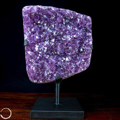 Natürliche Amethyst-Kristalle/Druse auf Ständer - 20956,11g