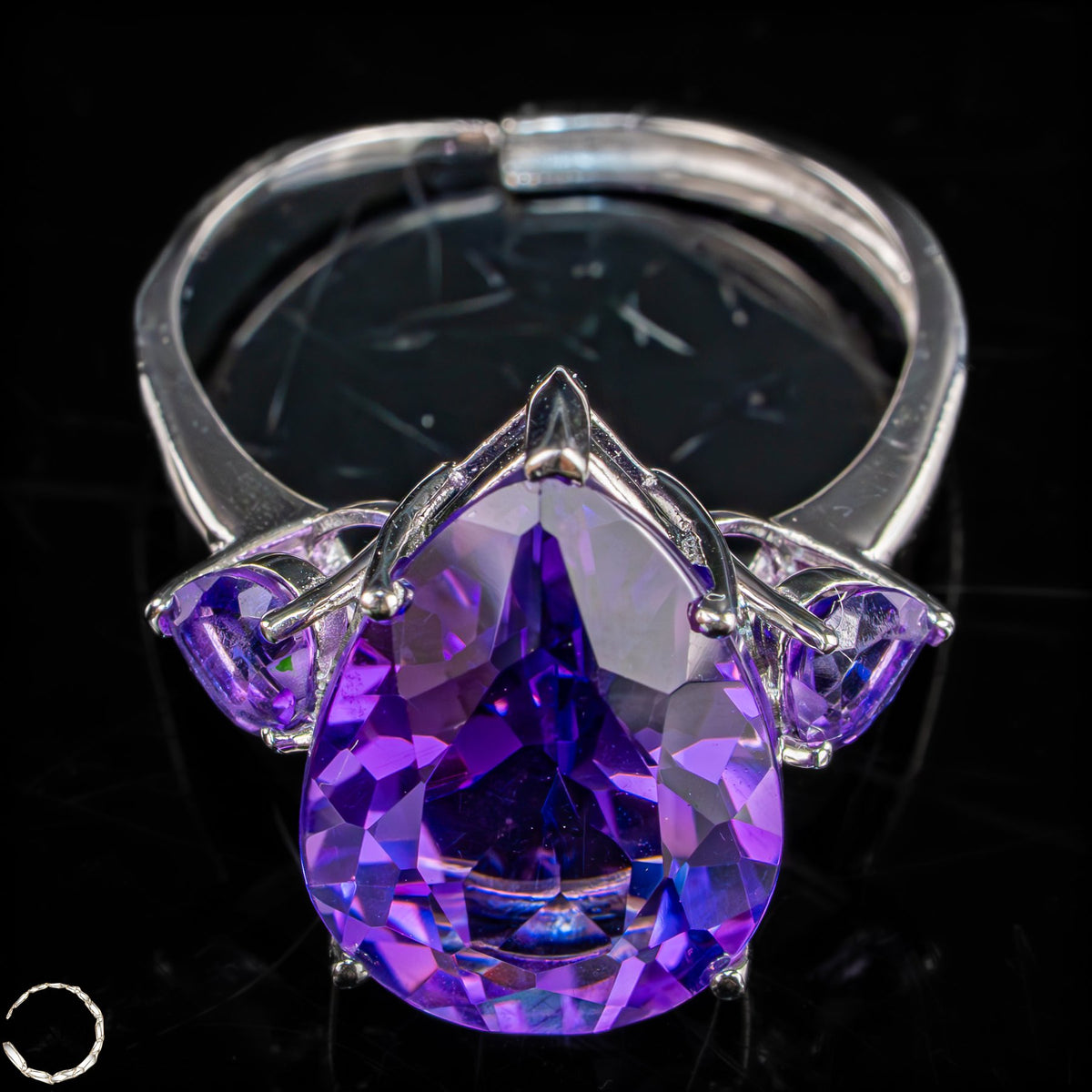 Einzigartiger Amethyst-Ring aus 925er Silber - 5,41g