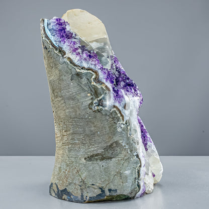 Perfekte  Amethyst-Druse mit Calcit kristallen - 3709,25g