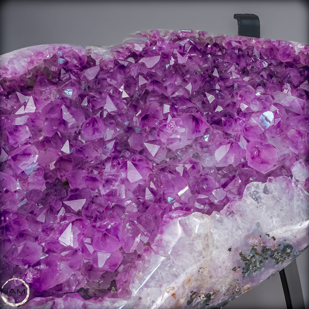 Amethyst-Tisch – Exklusive Kristallkunst -27326,59g