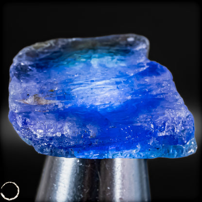 Natürlicher, Schöner Tansanit-Kristall, Tansania -8,95g 44,75ct