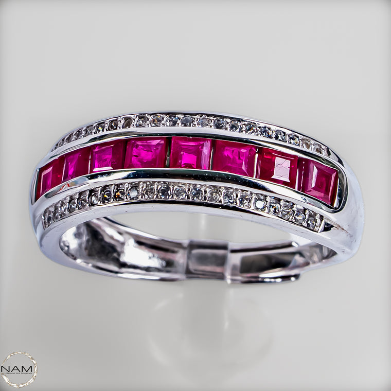 Rubin-Ring aus 925er Silber – Elegantes Funkeln  3,93g -19,65ct