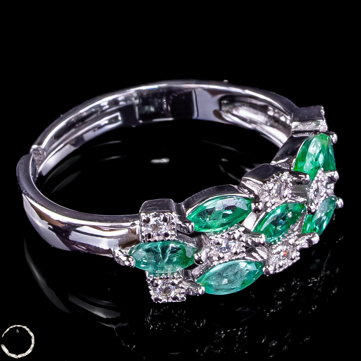Eleganter Smaragd Ring aus 925er Silber - 2,68g 13,4ct