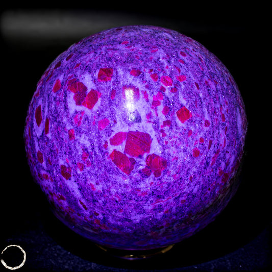 Natürliches Rubin-Kristall Kugelaus Myanmar -545,99g
