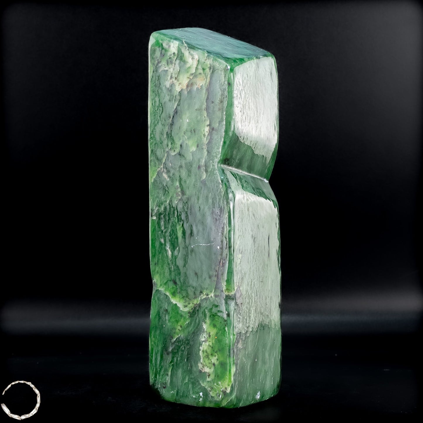 Natürliche Jade-Nephrit Freiform aus Burma - 803,15g