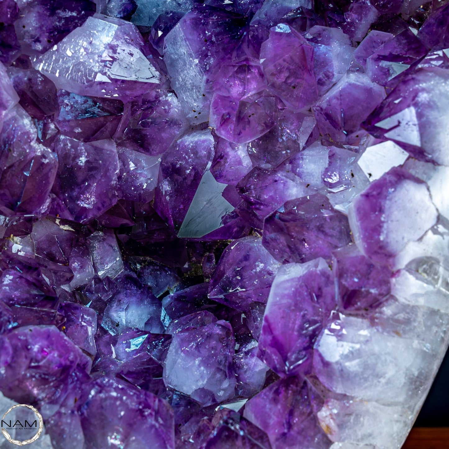 Große Natürliche Amethyst-Kristalle/Druse auf Ständer - 25653,08g