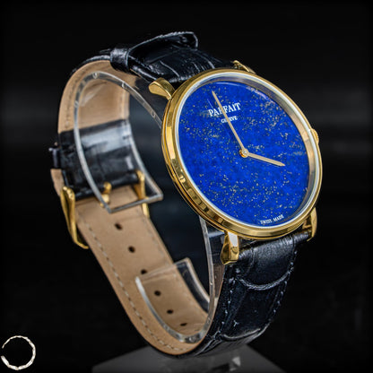 Exklusive Lapis-Lazuli Uhr mit Schweizer Uhrwerk - 44,55g 222,75ct