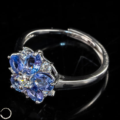 Strahlende Eleganz – Exklusiver Saphir-Ring aus 925er Silber - 2,66g 13,3ct