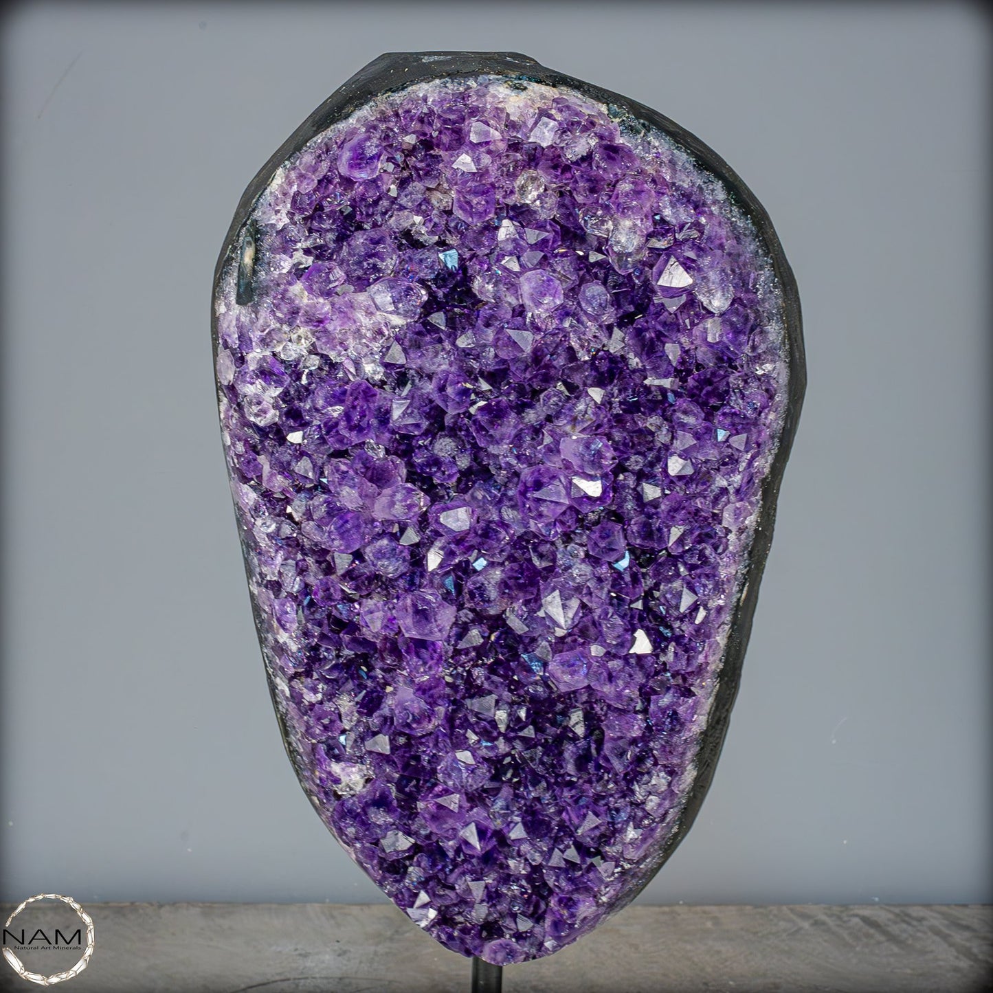Natürliche Amethyst-Kristalle/Druse auf Ständer - 3254,18g