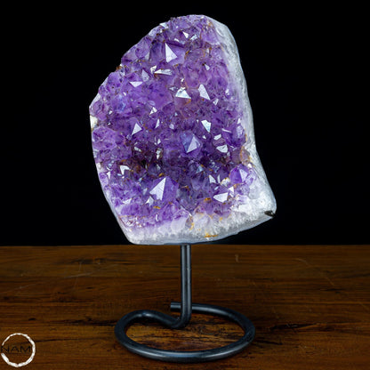 Natürliche Amethyst-Kristalle/Druse auf Ständer - 5093,15g