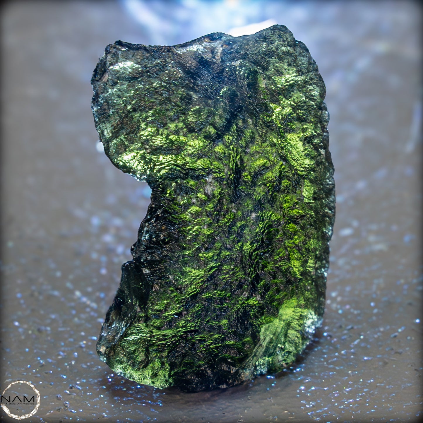 Großer Natürlicher Moldavit Kristall -11,11g 55,55ct
