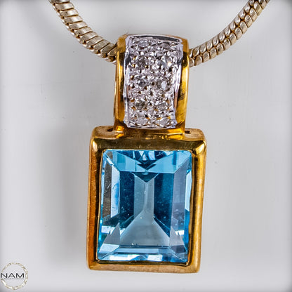 Aquamarin-Anhänger in 333er Gold 1,59g - 7,95ct