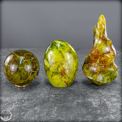 Außergewöhnliches Grünes Opal Set -1624,24g