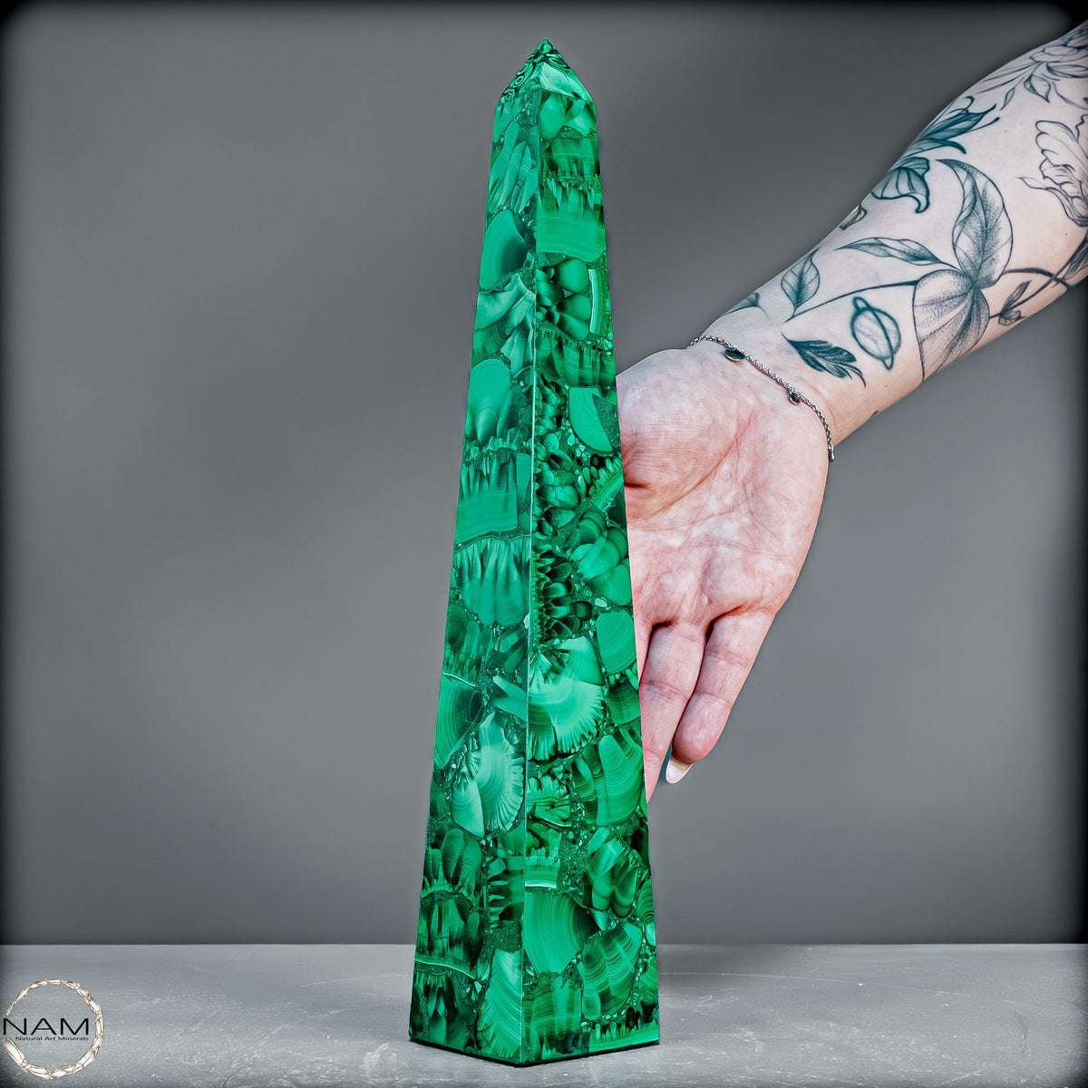 Malachit-Turm – Monumentale Eleganz aus der Natur - 793,37g
