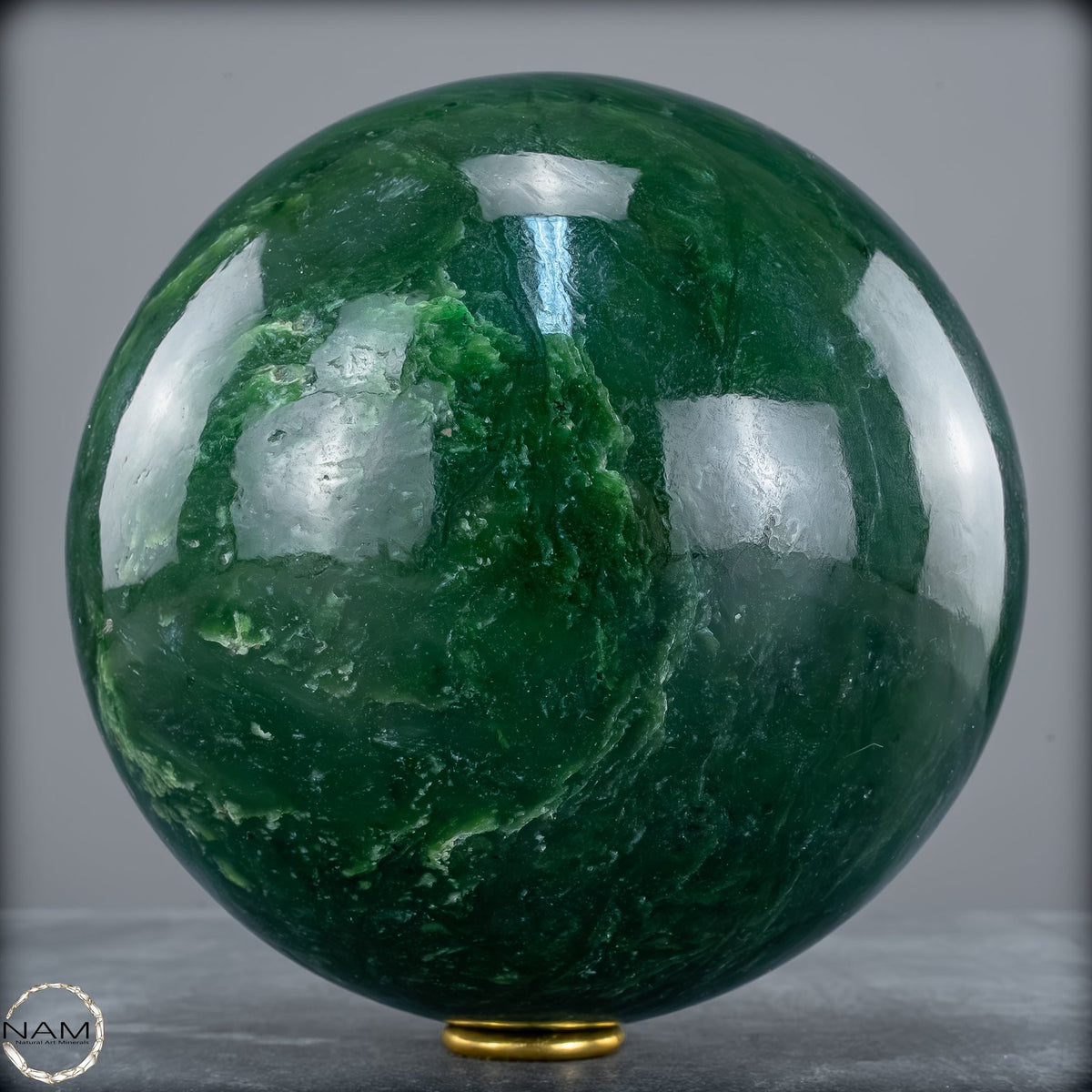Natürliche Jade-Nephrit Kugel aus Burma -4244,68g
