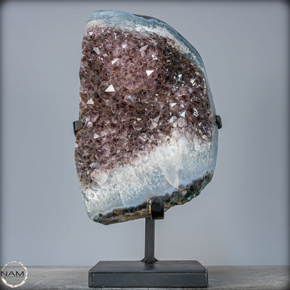 Natürliche Amethyst-Kristalle/Druse auf Ständer - 8581,93g