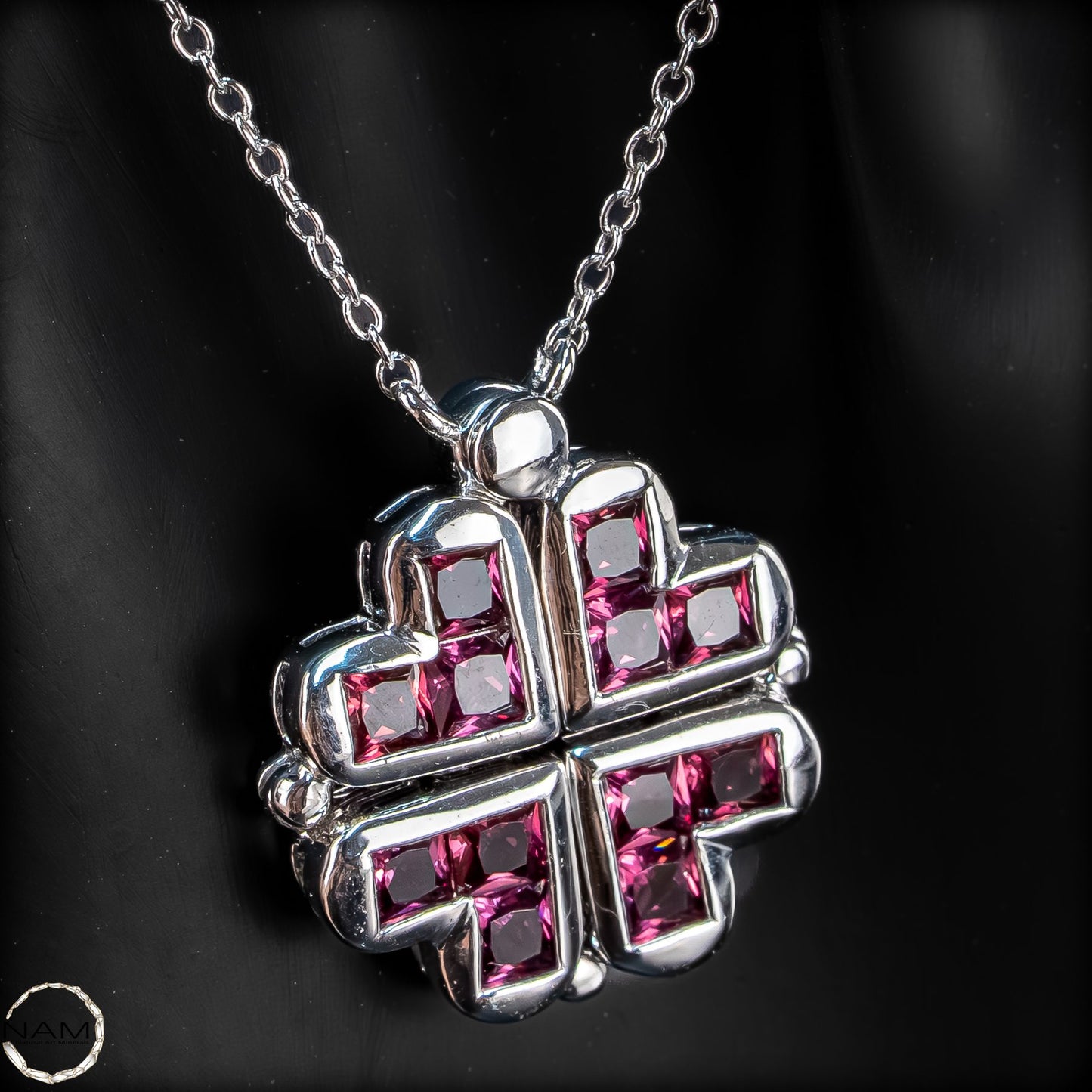 Ausdrucksstarke Rubin-Kette – zeitlose Eleganz mit Charakter -6,03g  - 30,15ct