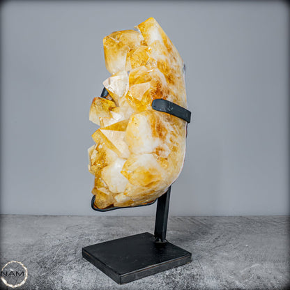 AAA++ Natürliche Citrin-Druse auf Ständer, Brasilien - 8568,22g