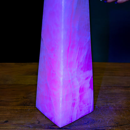 Natürlicher Pinker Aragonit - Kristall Obelisk - 4396,73g