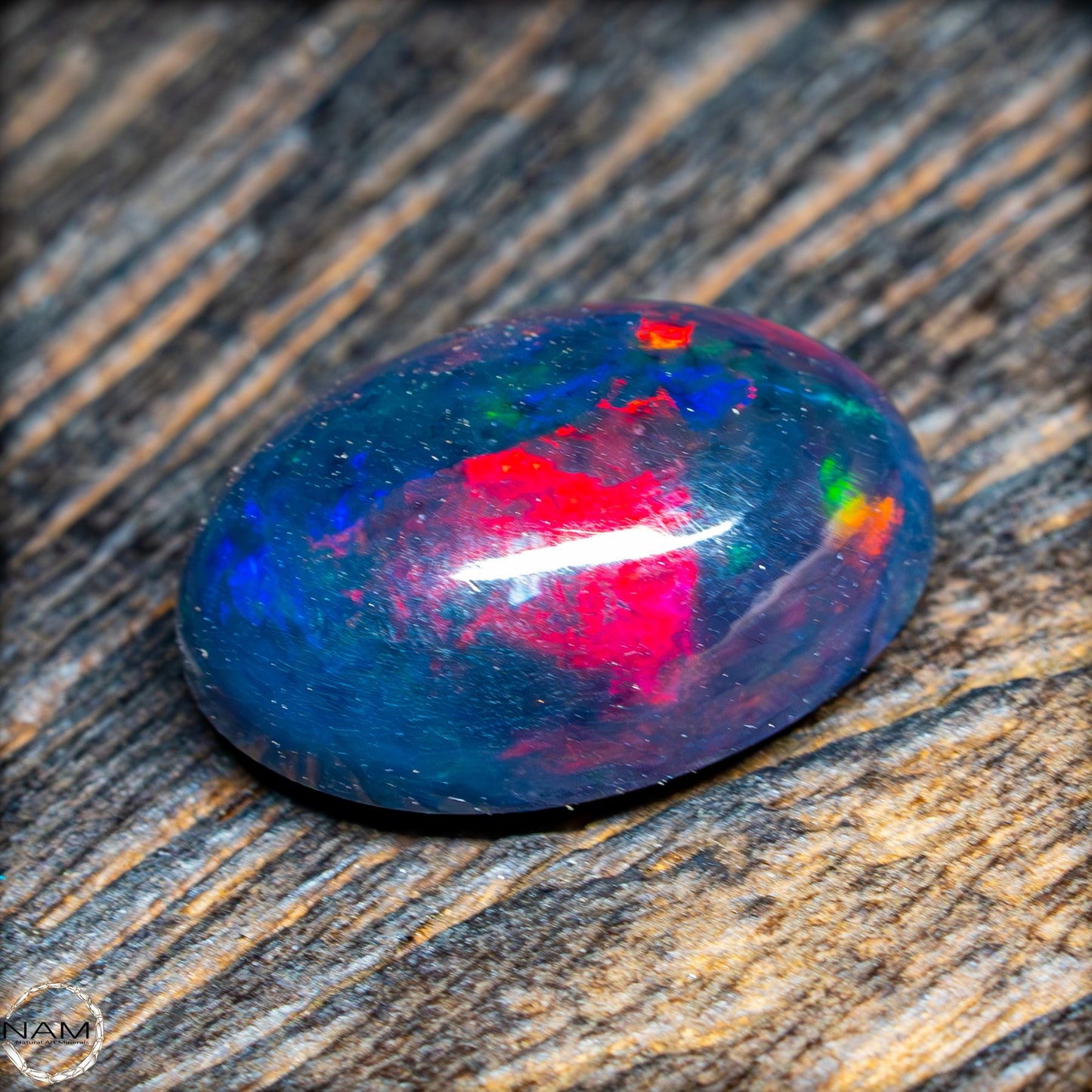 Großer AAA+ Schwarzer Opal Cabochon - 0,685g/3,425ct